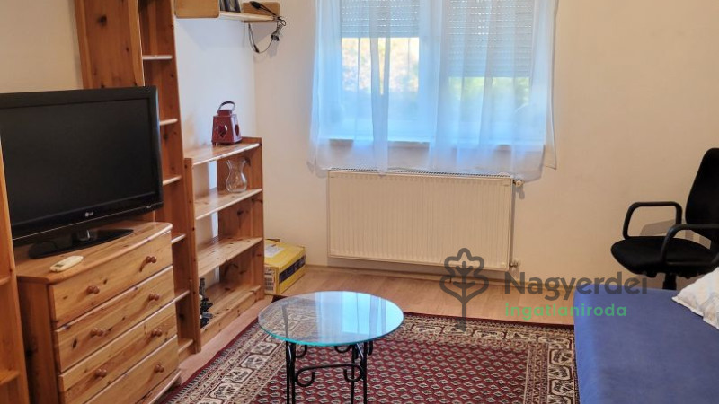 Debrecen, Belváros, Lakás, tégla lakás  