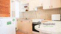 Debrecen, Nagyerdő, Lakás, tégla lakás  