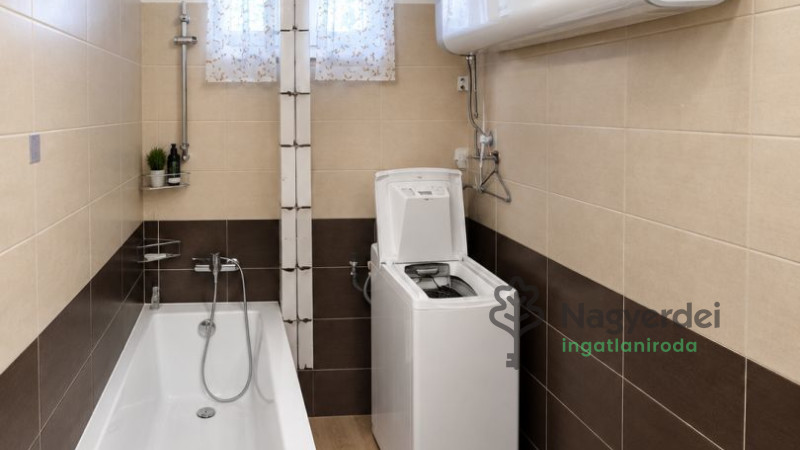 Balmazújváros, Ház, házrész  