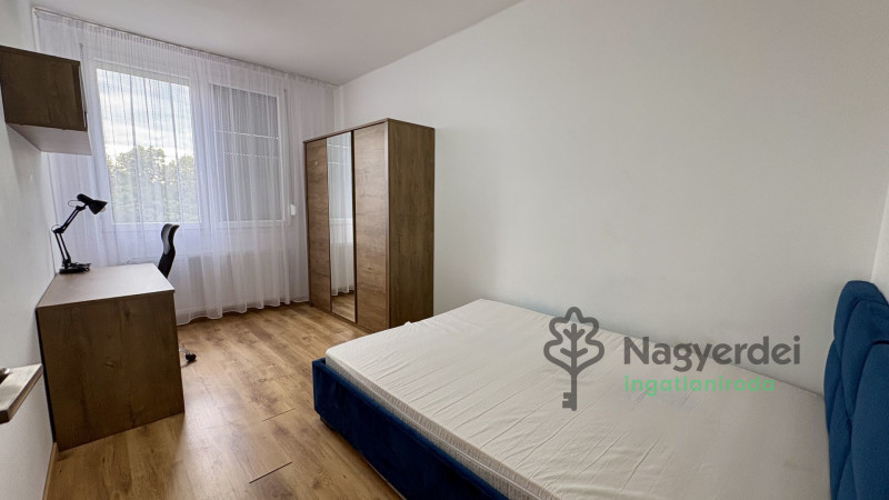 Debrecen, Sestakert, Lakás, tégla lakás  