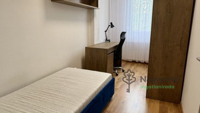 Debrecen, Sestakert, Lakás, tégla lakás  