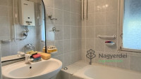 Debrecen, Nagyerdő, Lakás, tégla lakás  