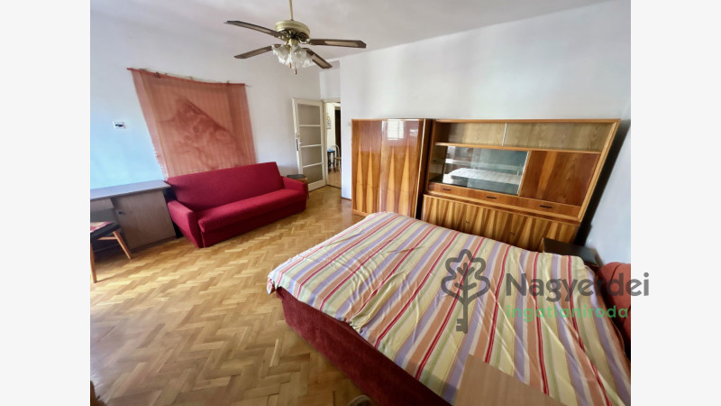 Debrecen, Sestakert, Lakás, szoba  