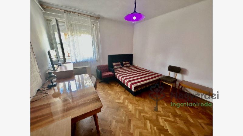 Debrecen, Sestakert, Lakás, szoba  
