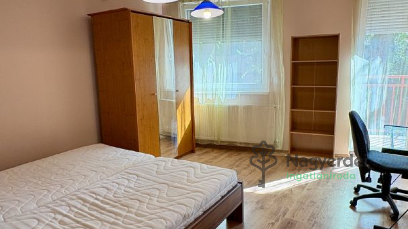 Debrecen, Szentlászlófalva, Lakás, tégla lakás  