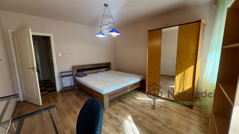 Debrecen, Szentlászlófalva, Lakás, tégla lakás  