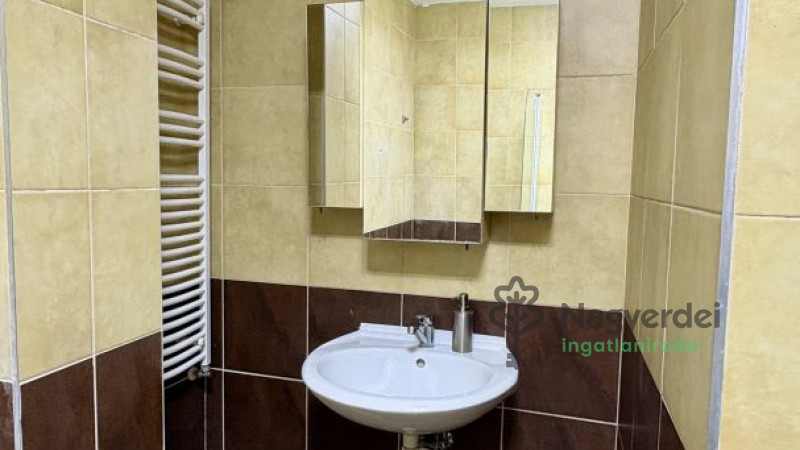 Debrecen, Szentlászlófalva, Lakás, tégla lakás  