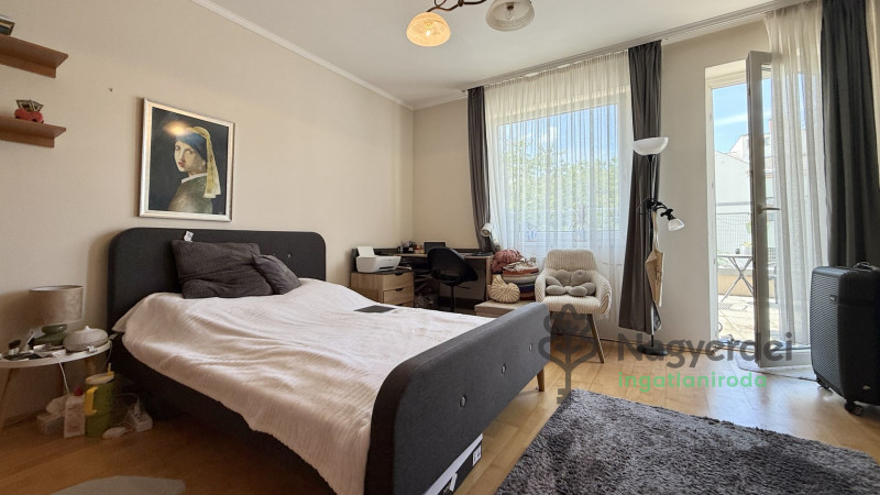 Debrecen, Belváros, Lakás, tégla lakás  