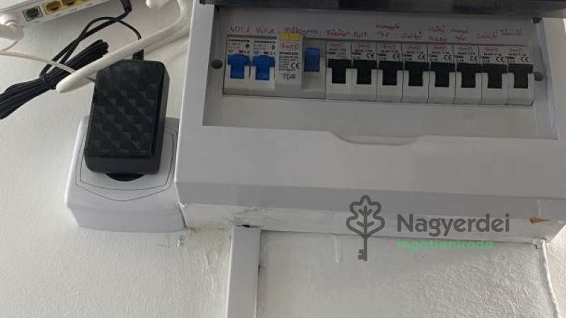 Debrecen, Vénkert, Lakás, panel lakás  