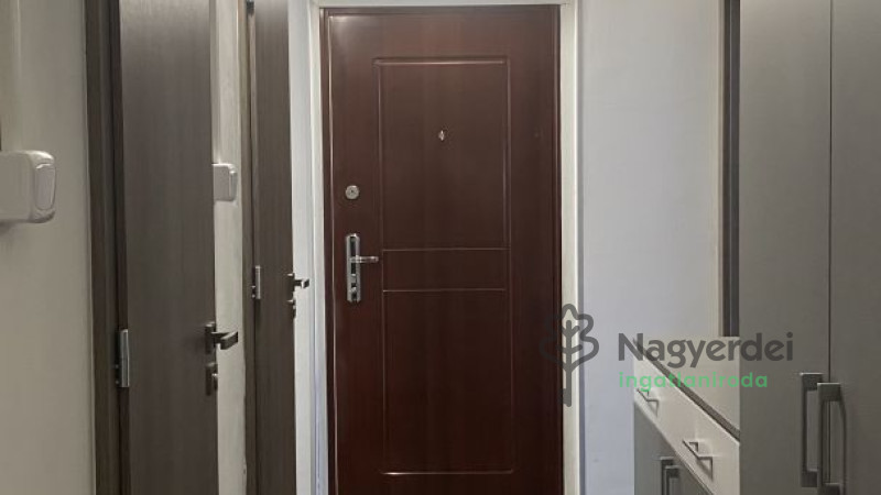 Debrecen, Vénkert, Lakás, panel lakás  