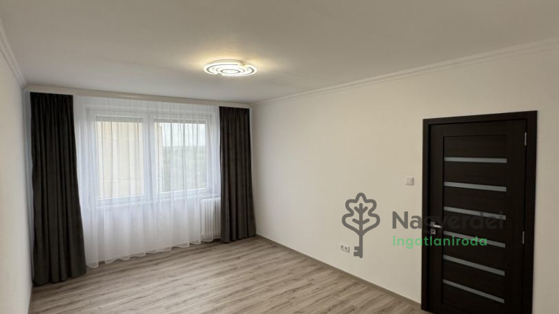 Debrecen, Fényesudvar, Lakás, panel lakás  