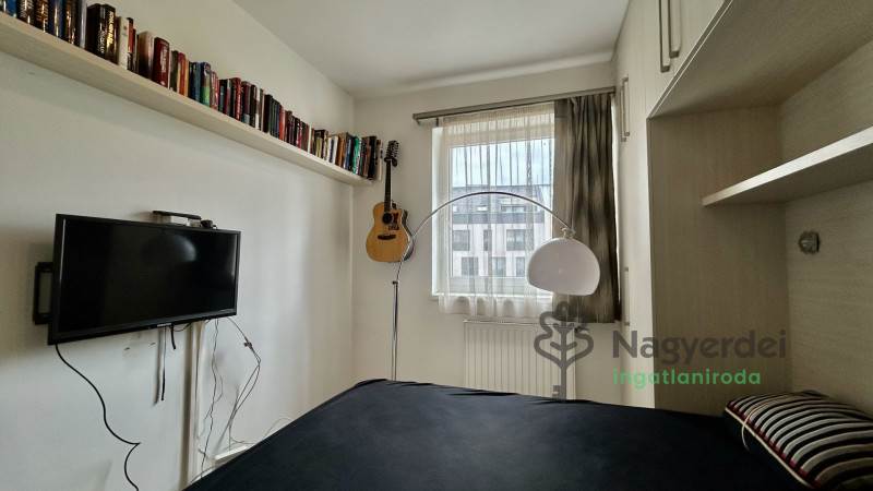 Debrecen, Péterfia, Lakás, tégla lakás  