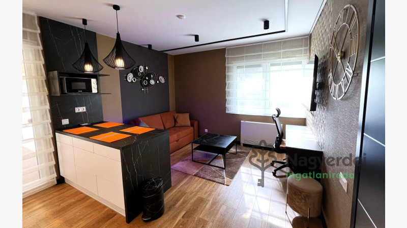 Debrecen, Sestakert, Lakás, tégla lakás  