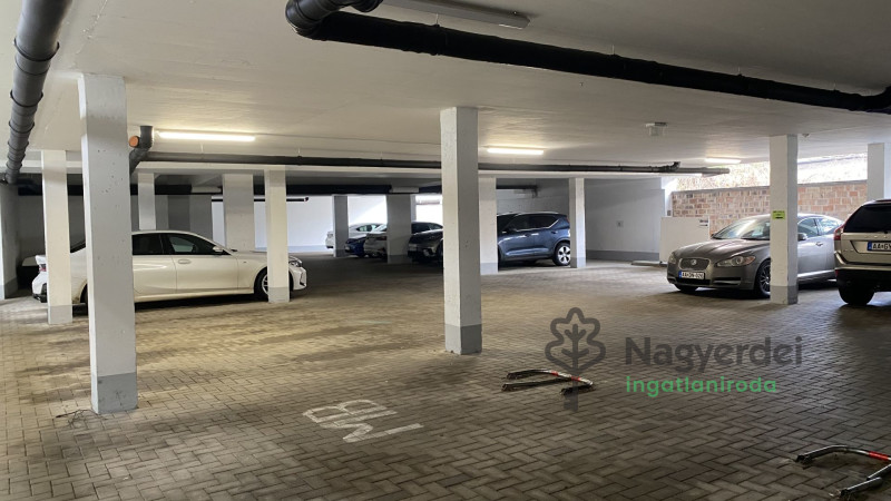 Debrecen, Belváros, Lakás, tégla lakás  