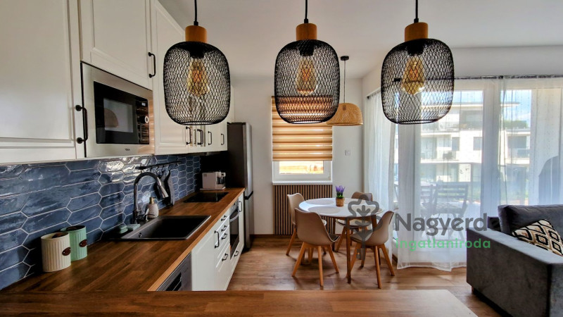 Debrecen, Nyulas, Lakás, tégla lakás  