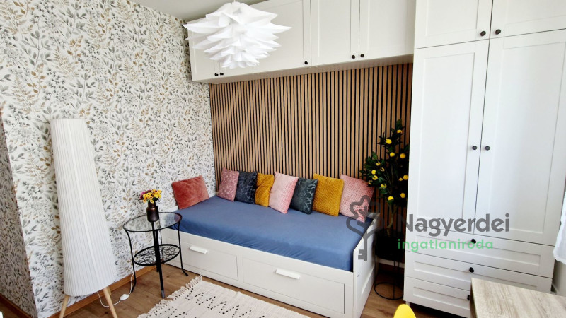 Debrecen, Nyulas, Lakás, tégla lakás  