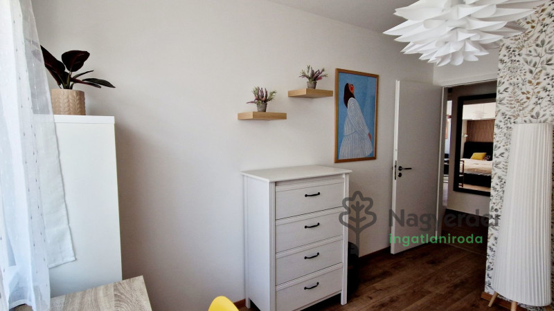 Debrecen, Nyulas, Lakás, tégla lakás  