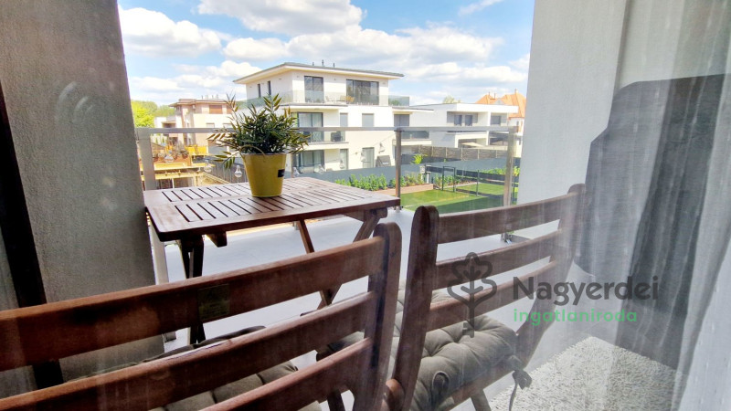 Debrecen, Nyulas, Lakás, tégla lakás  