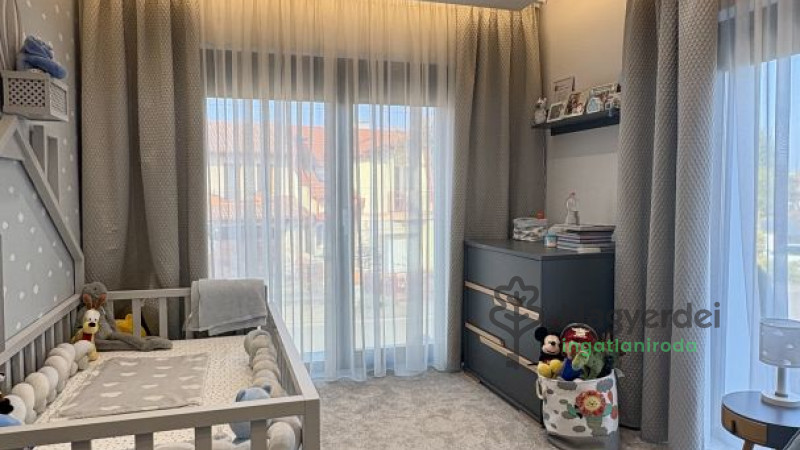 Debrecen, Liget lakópark, Ház, ikerház  