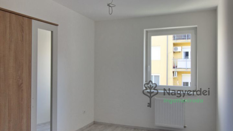 Debrecen, Ispotály, Lakás, tégla lakás  