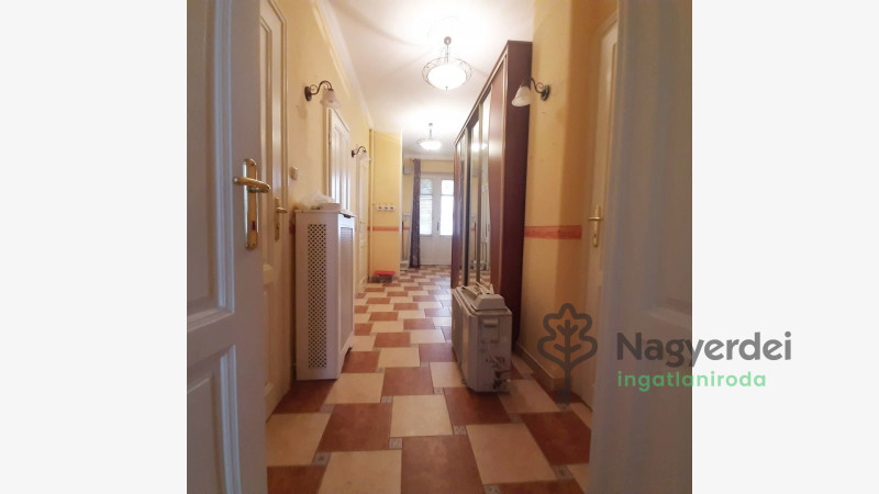 Debrecen, Belváros, Lakás, tégla lakás  