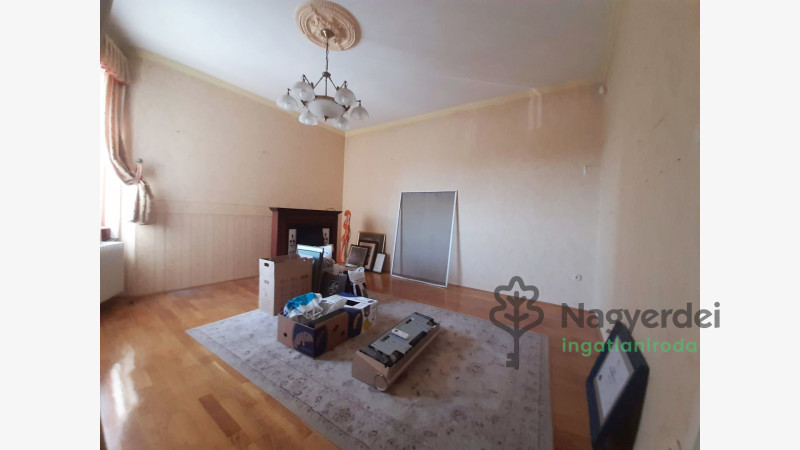 Debrecen, Belváros, Lakás, tégla lakás  