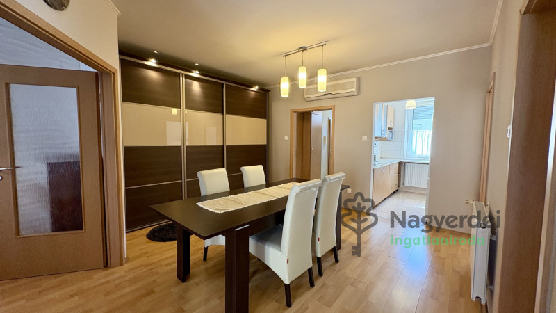 Debrecen, Belváros, Lakás, tégla lakás  