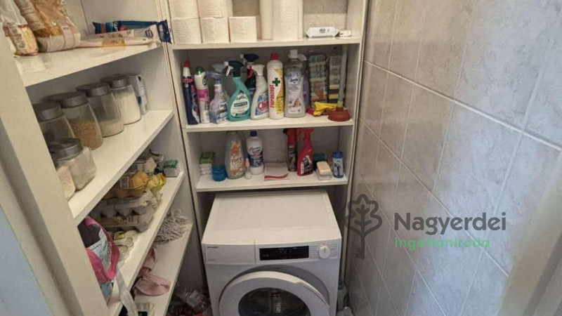 Debrecen, Fényesudvar, Lakás, panel lakás  