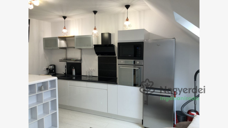 Debrecen, Belváros, Lakás, tégla lakás  