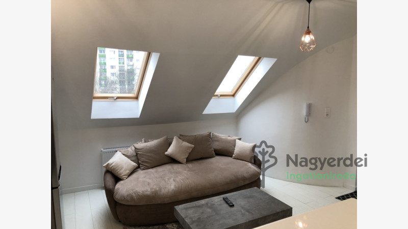 Debrecen, Belváros, Lakás, tégla lakás  