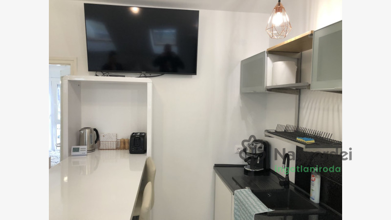 Debrecen, Belváros, Lakás, tégla lakás  