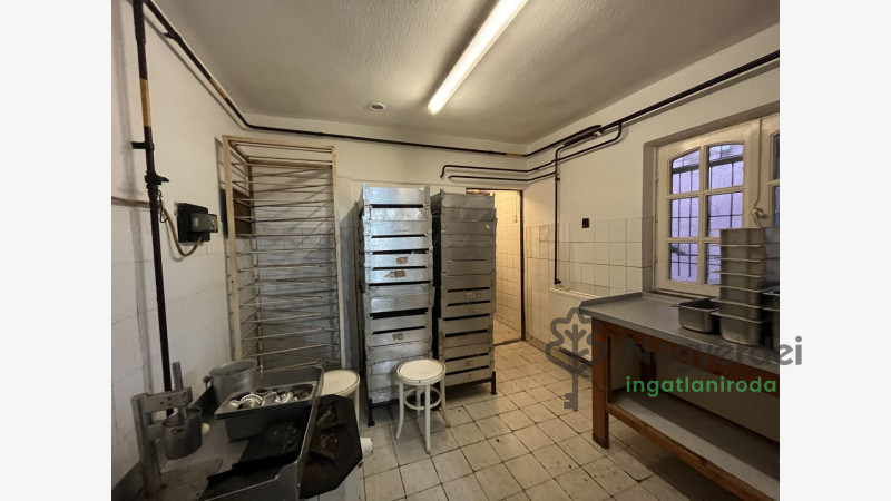 Téglás, Ház, családi ház  