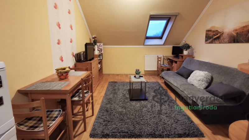 Debrecen, Dobozikert, Lakás, tégla lakás  