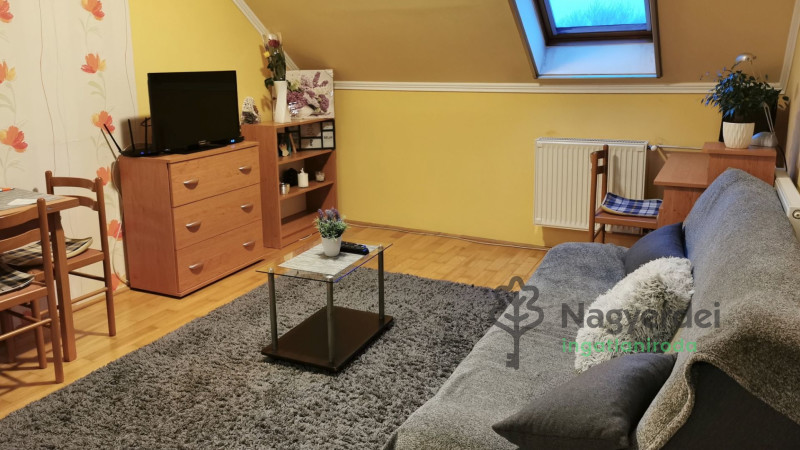 Debrecen, Dobozikert, Lakás, tégla lakás  