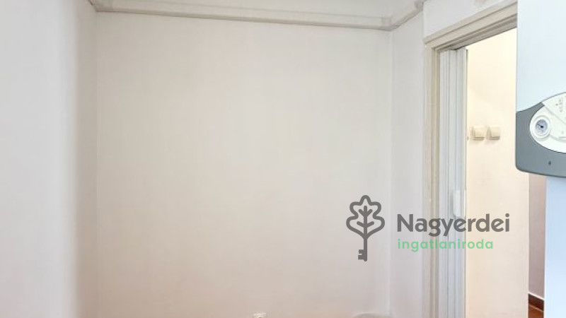 Debrecen, Kerekes telep, Lakás, tégla lakás  