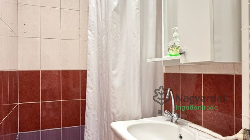 Debrecen, Kerekes telep, Lakás, tégla lakás  