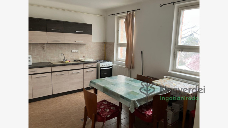 Debrecen, Lakás, tégla lakás  