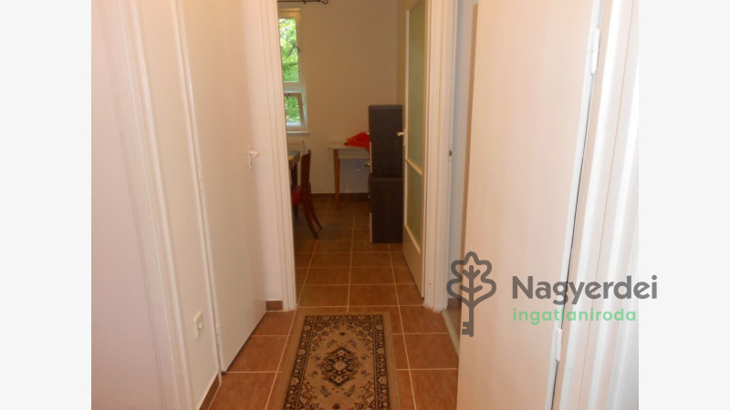 Debrecen, Lakás, tégla lakás  