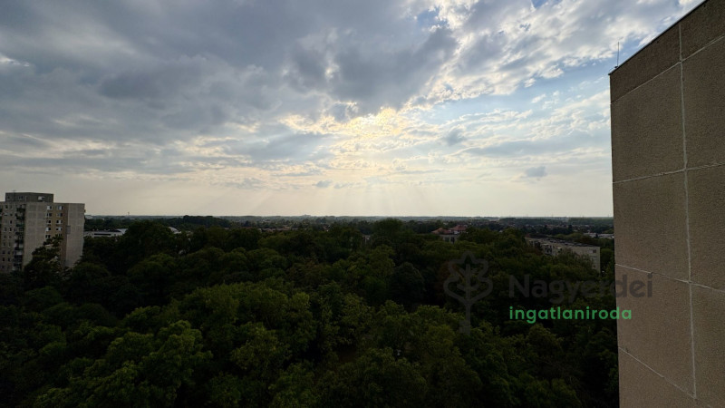 Debrecen, Újkert, Lakás, panel lakás  