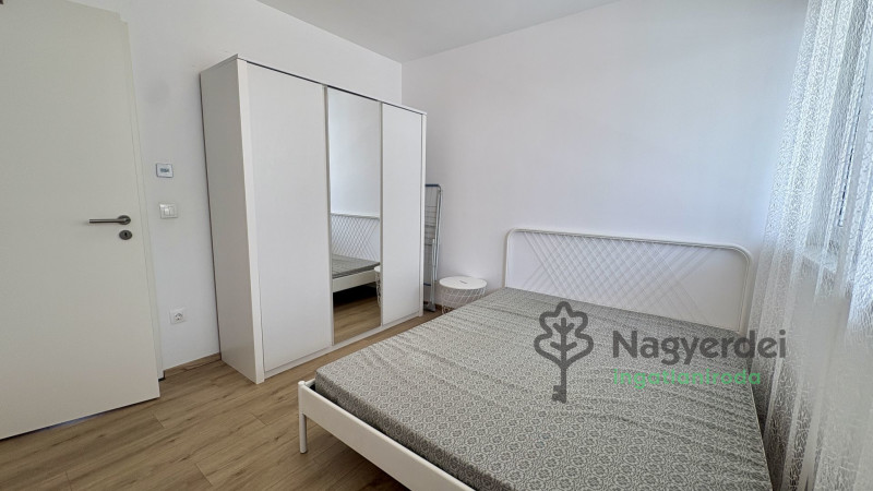 Debrecen, Belváros, Lakás, tégla lakás  