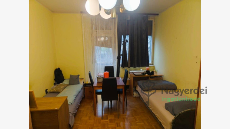 Debrecen, Nagyerdő, Lakás, tégla lakás  