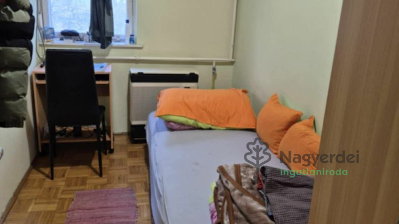 Debrecen, Nagyerdő, Lakás, tégla lakás  