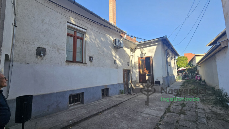 Debrecen, Ház, családi ház  