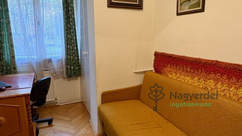 Debrecen, Nagyerdő, Lakás, tégla lakás  