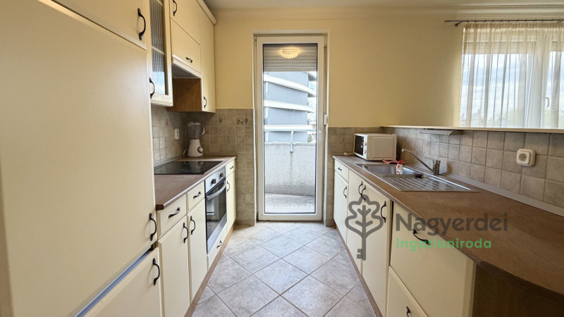 Debrecen, Sestakert, Lakás, tégla lakás  