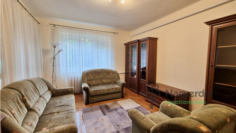 Debrecen, Nagyerdő, Lakás, tégla lakás  