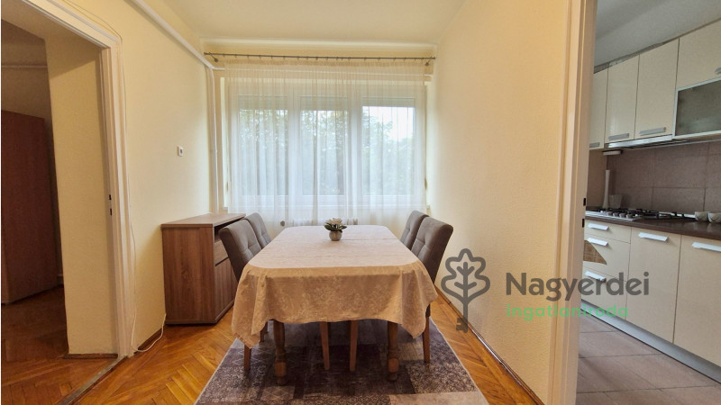Debrecen, Nagyerdő, Lakás, tégla lakás  