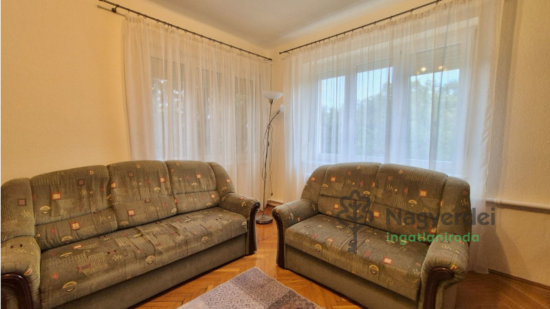 Debrecen, Nagyerdő, Lakás, tégla lakás  