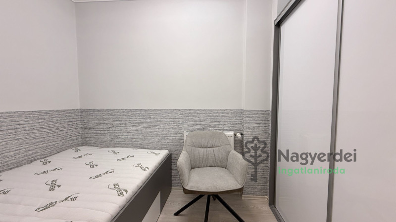 Debrecen, Libakert, Lakás, panel lakás  