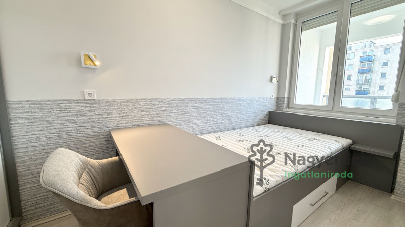 Debrecen, Libakert, Lakás, panel lakás  